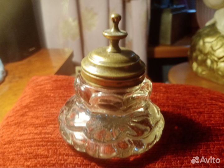 Старинная чернильница