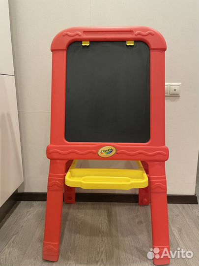 Доска мольберт crayola