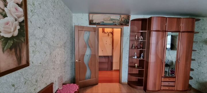 2-к. квартира, 50 м², 6/9 эт.
