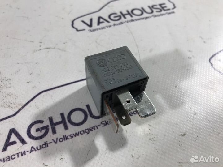 Реле Audi A6 4B 2.7 ARE 2001