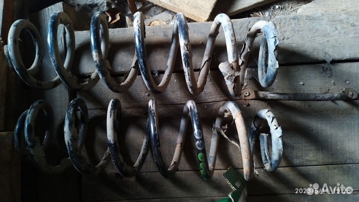 Комплект стоек с пружинами Skoda octavia a4 combi