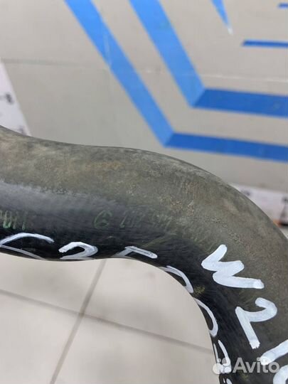 Патрубок системы охлаждения Mercedes W210 E