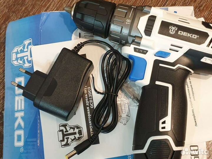 Новый шуруповерт Deko 12v торга нет