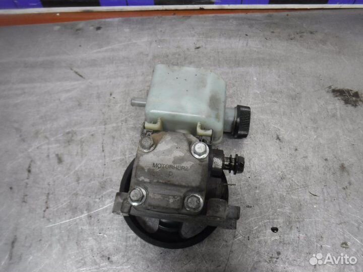 Насос гур Mazda 6 L8 2006