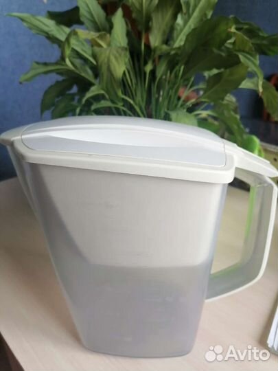 Фильтр кувшин для воды барьер