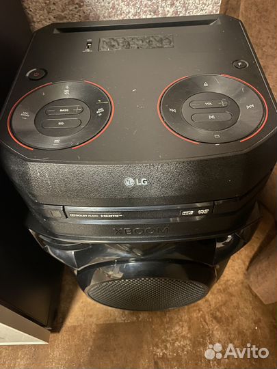 Аудиосистема с караоке LG xboom