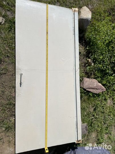 Дверь входная деревянная с коробкой