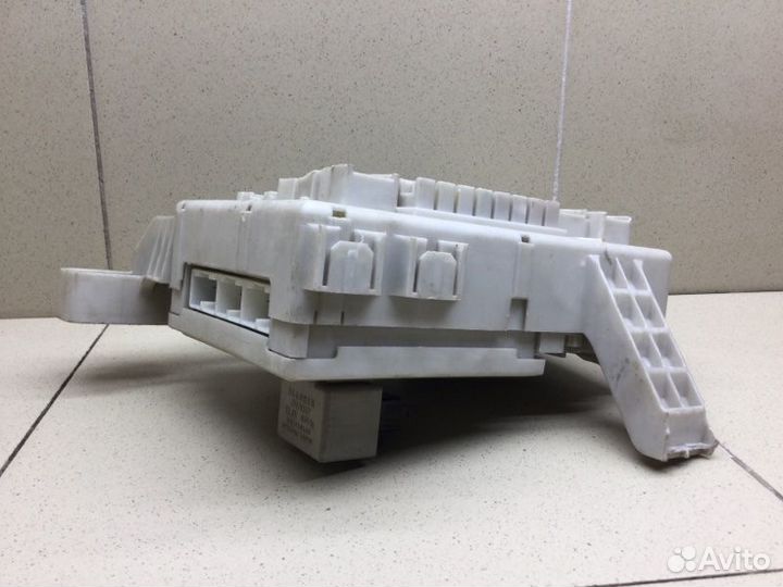 Блок предохранителей Toyota Land Cruiser Prado 120