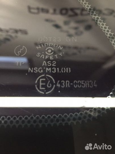 Форточка задняя левая Mazda 6 GG 2004