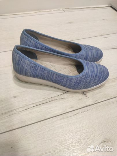 Лоферы женские 39 размер