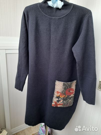 Вязаное платье свитер