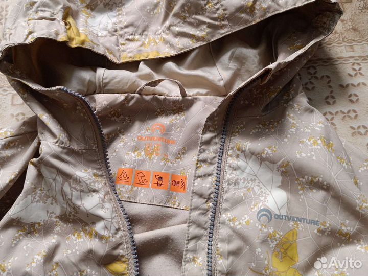 Ветровка для девочки