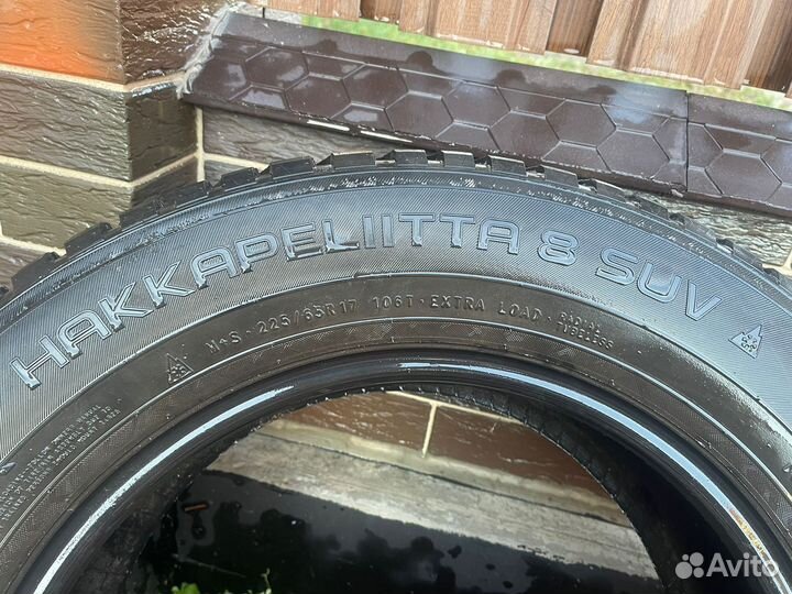 Nokian Tyres Hakkapeliitta 8 SUV 225/65 R17