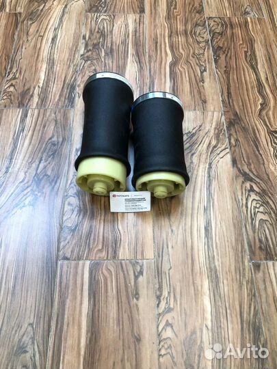 Пневмобаллон BMW Х5 Е53 задний 37121095579