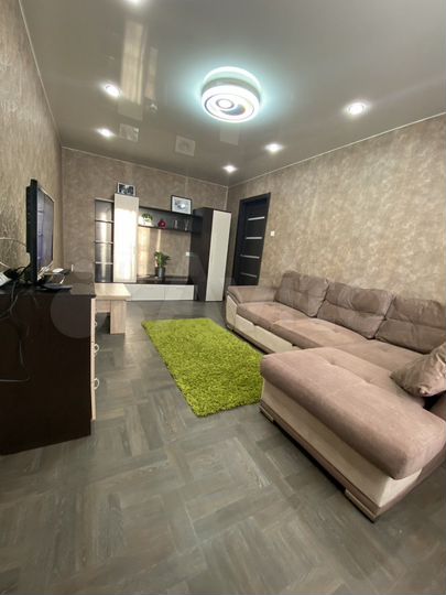 2-к. квартира, 60 м², 4/9 эт.