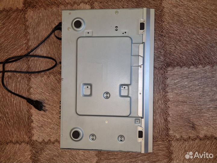 DVD плеер BBK DV115SI