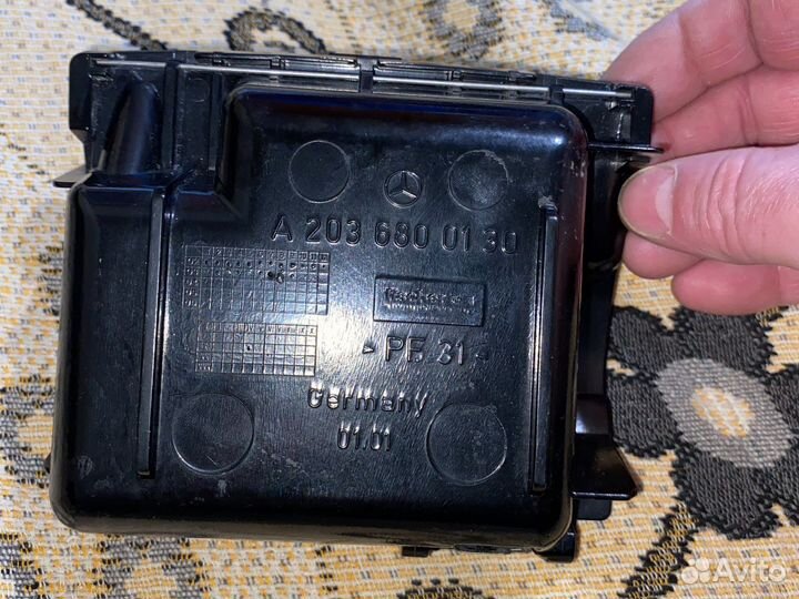 Пепельница Мерседес 203