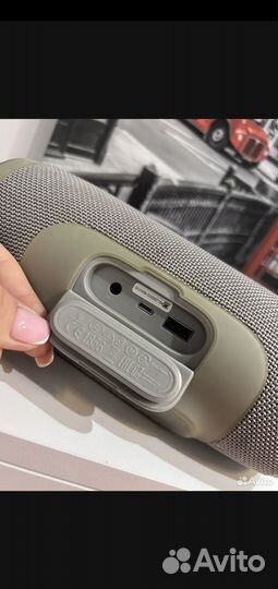 Колонка jbl charge 3