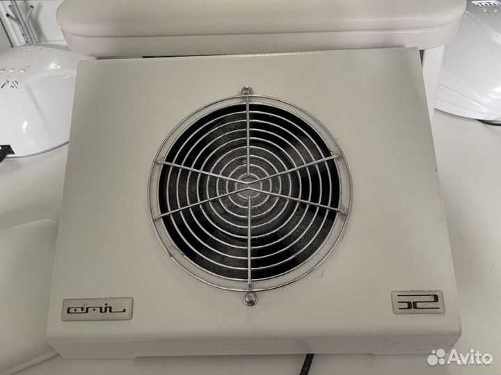 Вытяжка для маникюра