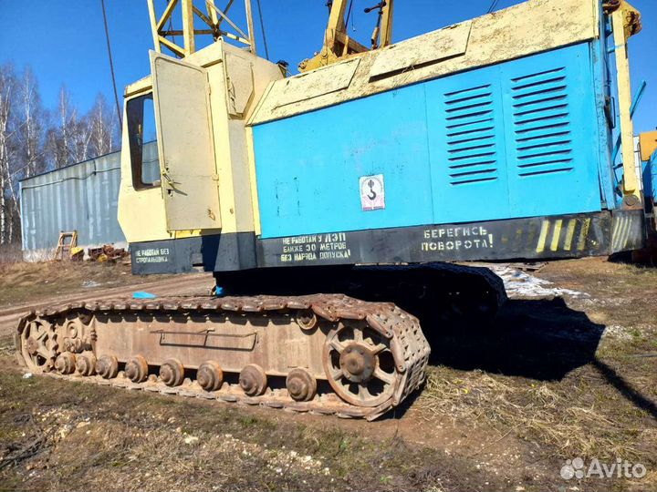 Гусеничный кран ЧРМЗ МКГ-25БР, 1988