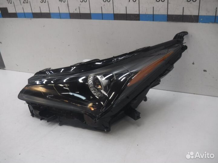 Фара левая Lexus NX200/NX200t/NX300/NX300h