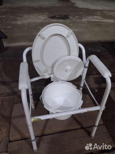 Складное кресло - туалет Nova TN-402 Б/У