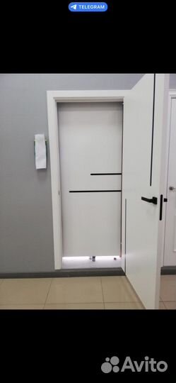 Дверь в эмали