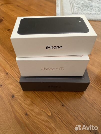 Коробка от iPhone