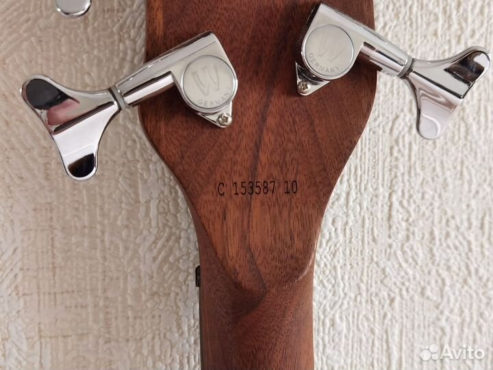 Бас-гитара Warwick Corvette Standard