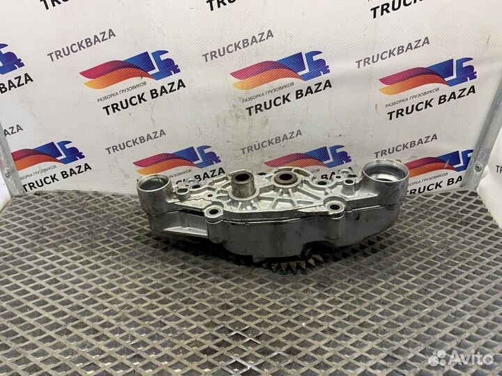 Насос масляный