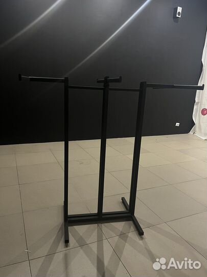 Вешалка для одежды напольная