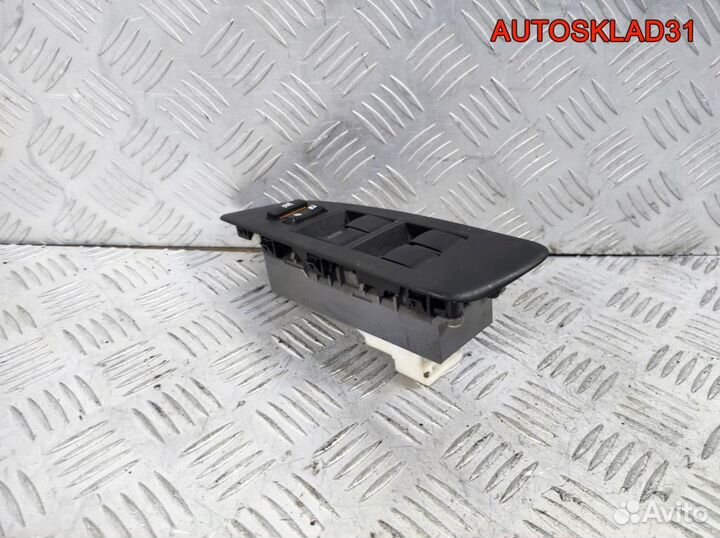 Блок кнопок стеклоподъёмника Toyota Auris E15