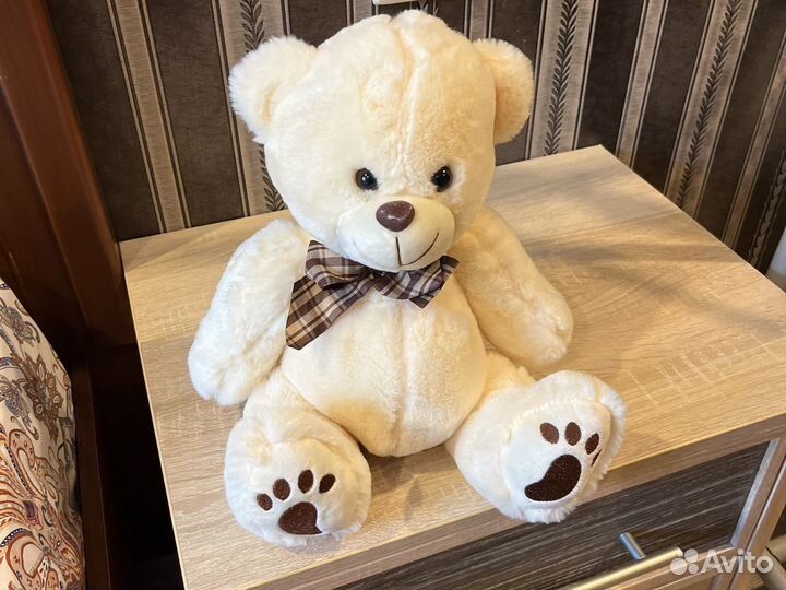 Плюшевый медведь