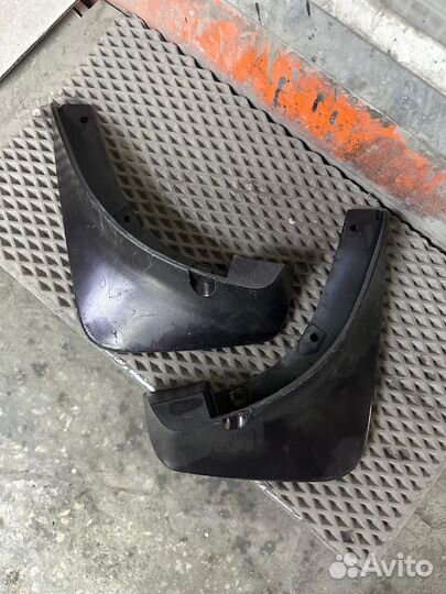 Ssangyong Rexton брызговики задние