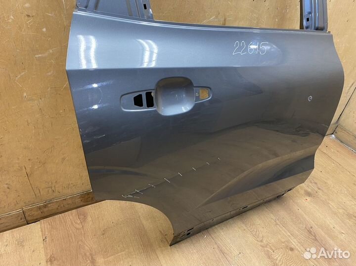 Дверь задняя правая Volvo XC60 2017+