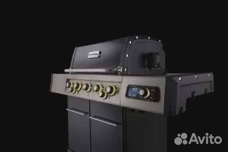 Газовый гриль Broil King Regal Q 590