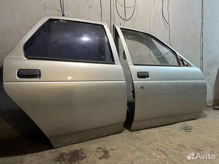 Двери 2110- приора правые