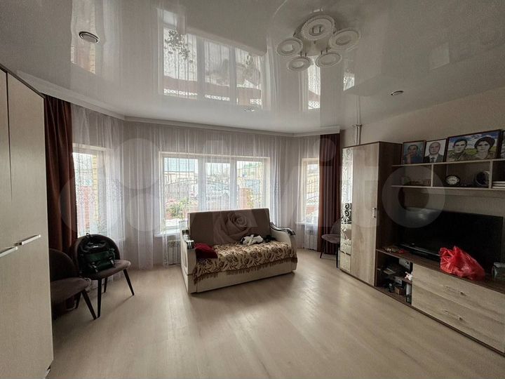 Дом 141,4 м² на участке 10,7 сот.