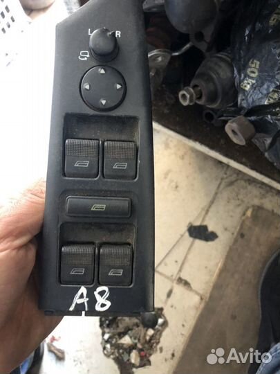 Блок кнопок на стеклоподъемники ауди А8 С1994 С 20