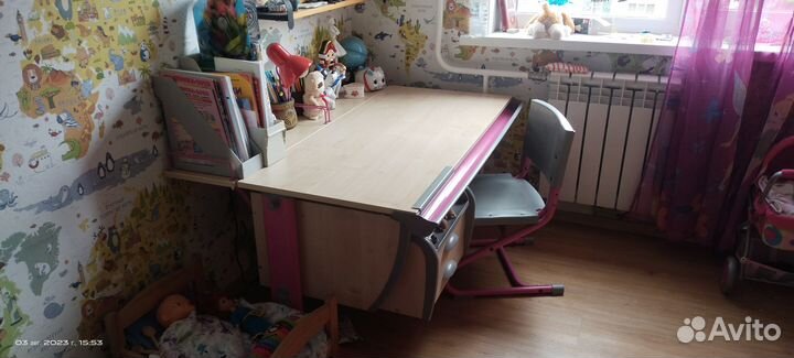 Растущая парта и стул Деми