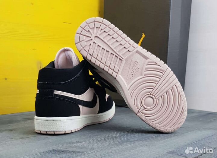 Nike Air Jordan кроссовки новые женские