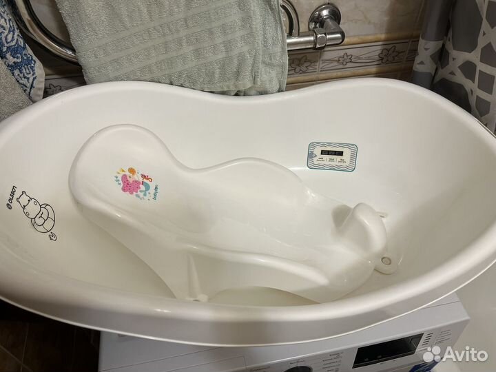 Ванночка для купания с горкой