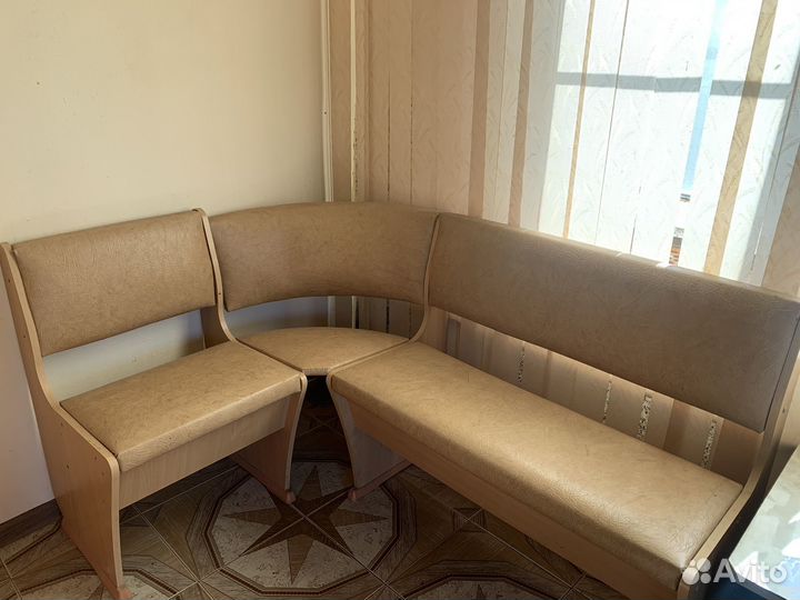 Угловой диван