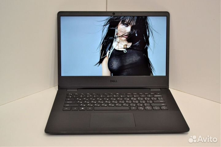 Качественный ноутбук Dell. Экран 14