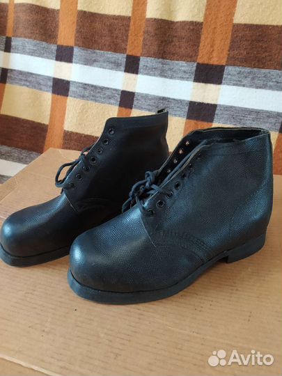 Ботинки СССР кирзовые и кожаные р 43,44