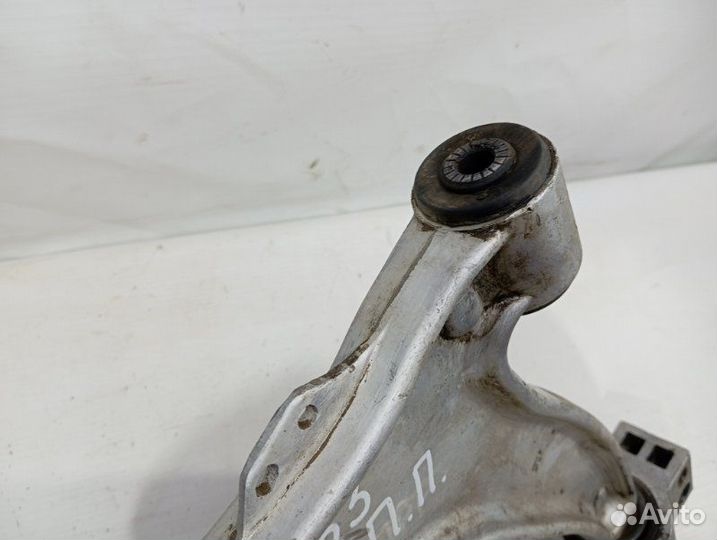 Рычаг подвески передний правый Cadillac Bls Z28NET