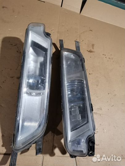 Фара противотуманная Volkswagen Passat B8