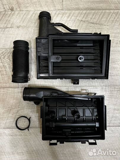 Корпус воздушного фильтра Skoda Octavia A8 djka