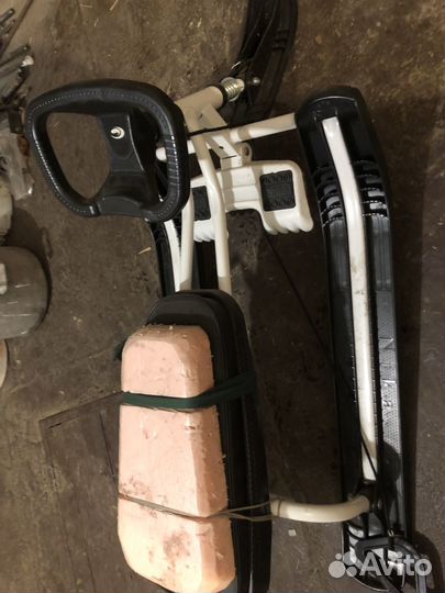 Продаю снегокат, практически новый