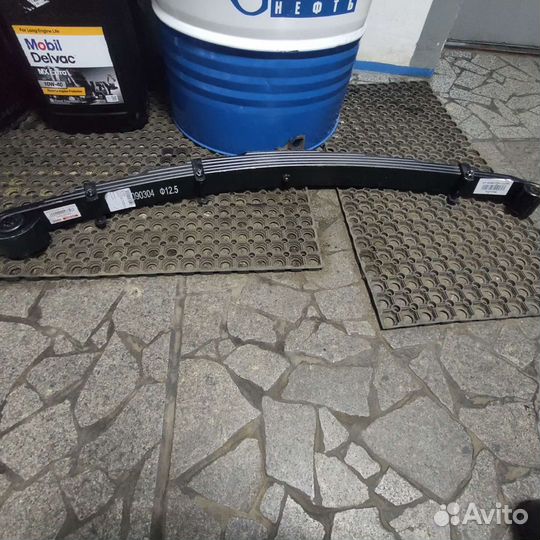 Рессора в сборе Mitsubishi fuso Nissan UD 5тонн